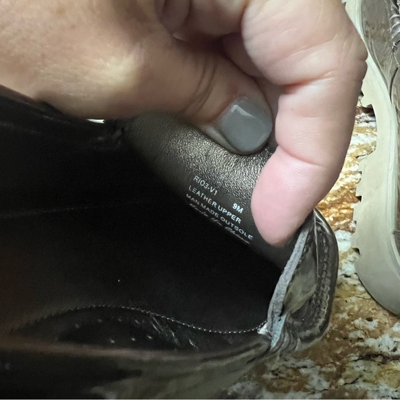 DONALD J. PLINER Rio Taupe Patent Loafer Size 9 -- ON TREND!!!! - Picture 10 of 10